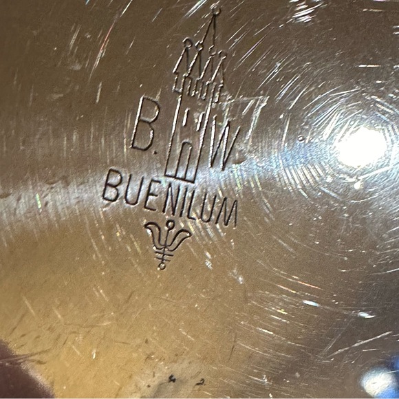 BW Buenilum Aluminum Round Covered Serving Dish - Picture 8 of 8